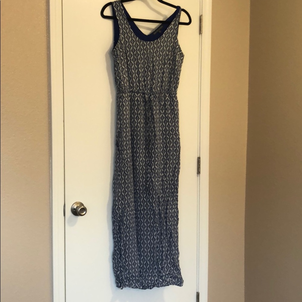 BEAUTIFUL LONG DRESS